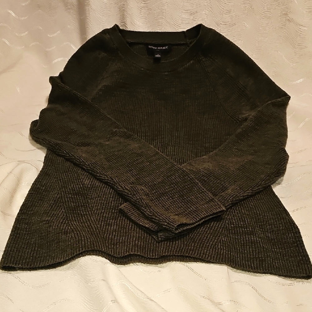 Banana Republic crew neck olive green cotton blend sweater womans L
